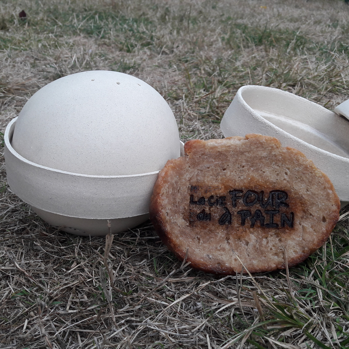 Moules à pain sphériques pour faire des pains ronds